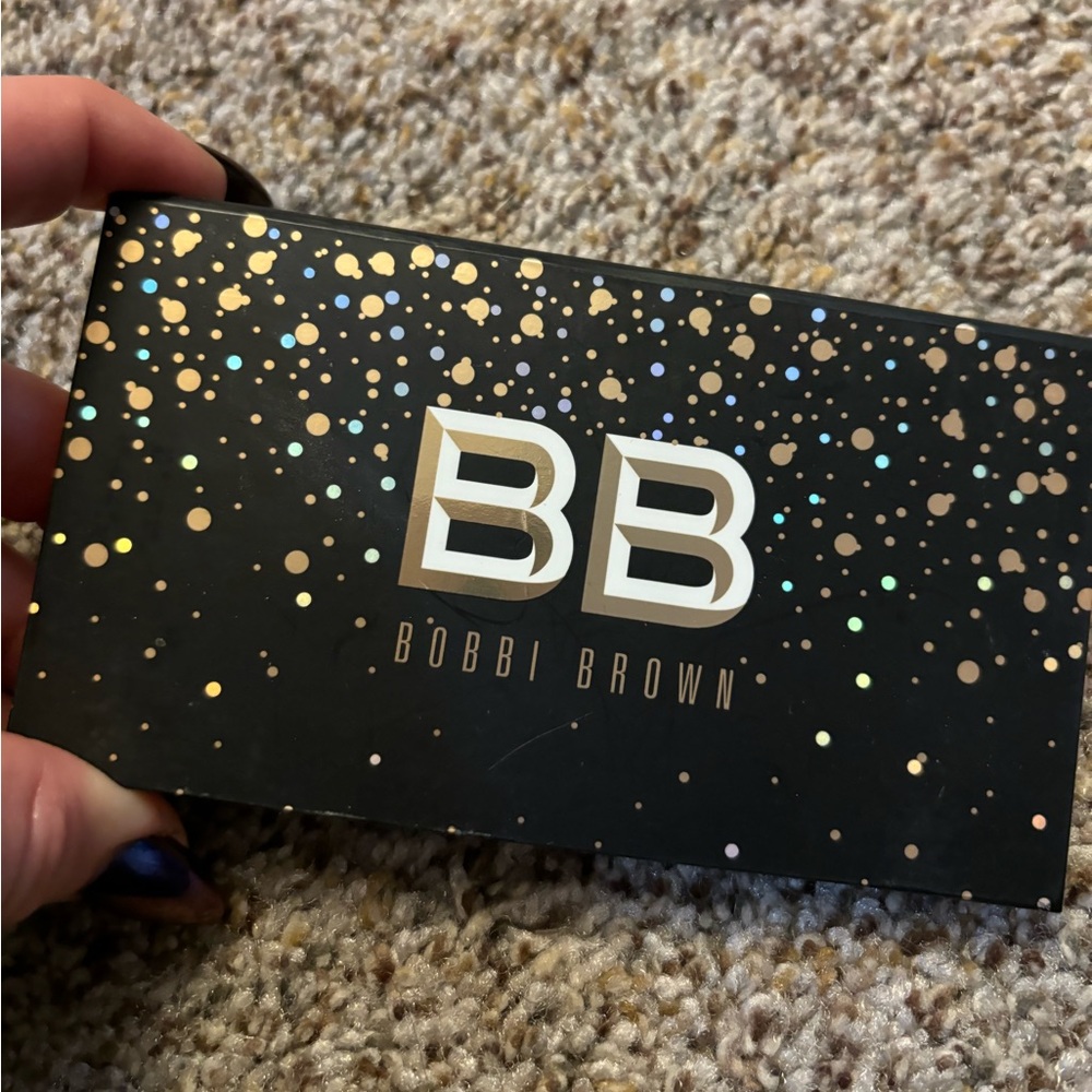Brand new Bobbi brown eyeshadow palette